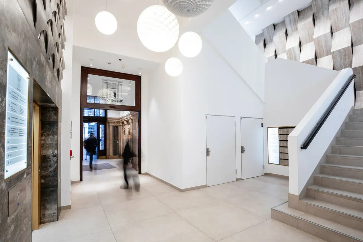 Test studio Hamburg (Mönckebergstraße) – staircase