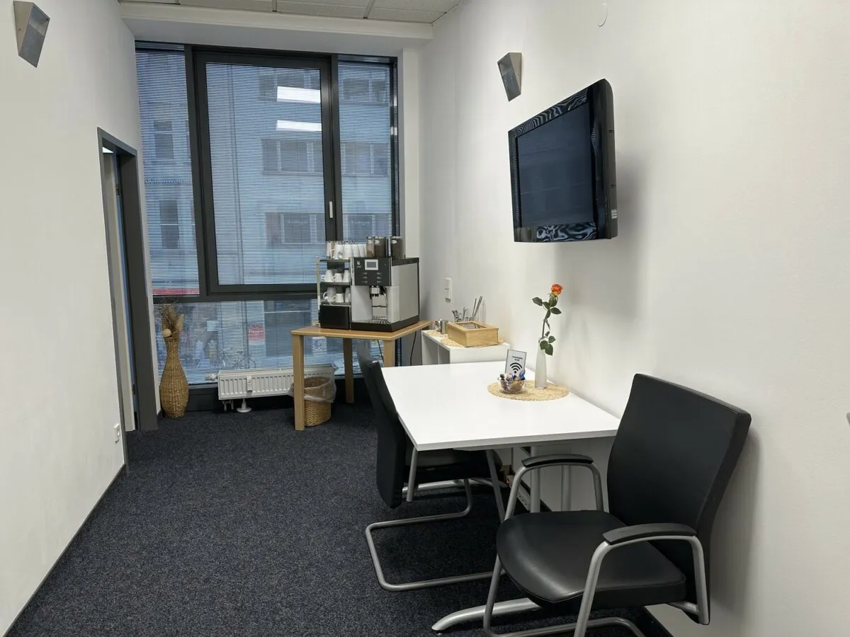 Test studio Hanover – customer lounge